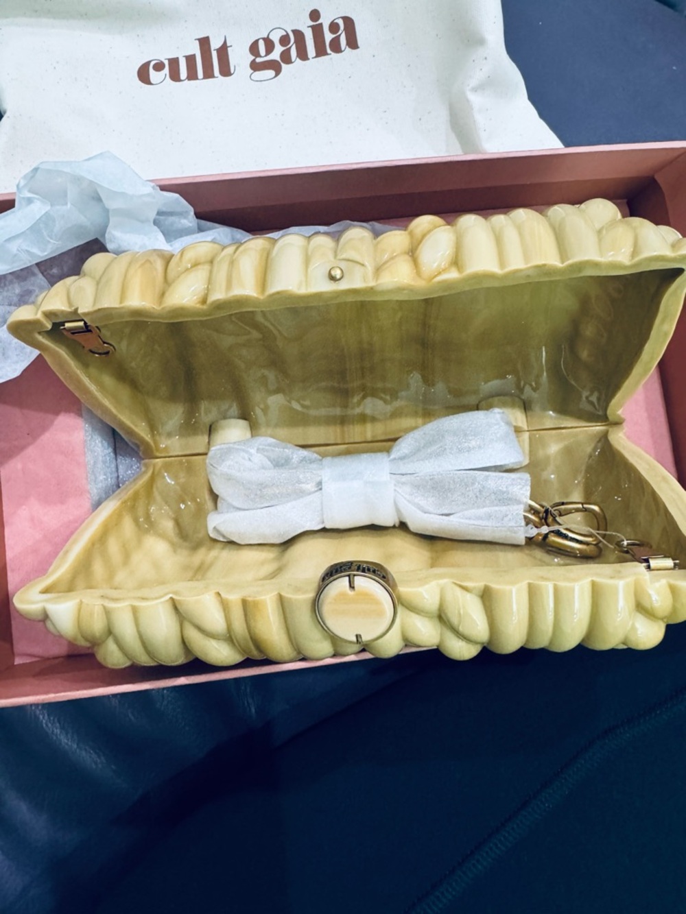 Cult Gaia Helene Clutch in Cornsilk NIB - Picture 9 of 16